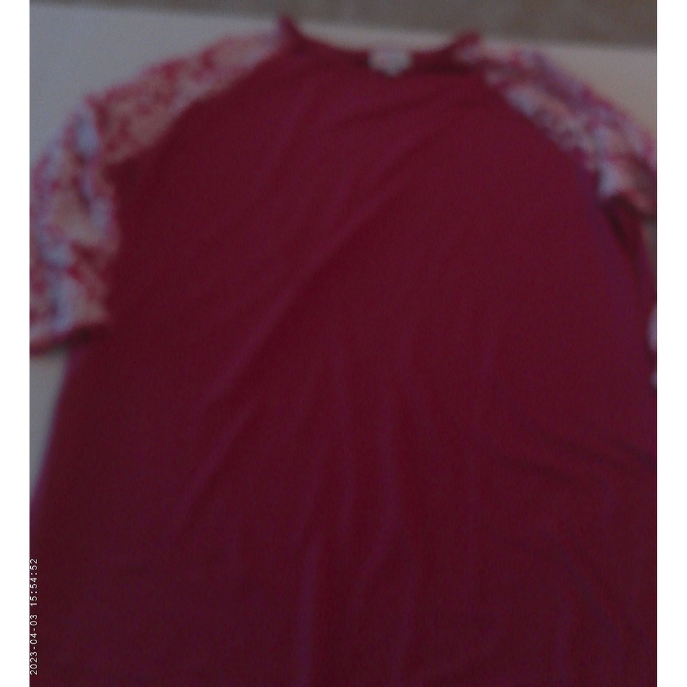 LULAROE RANDY WOMENS TEE SIZE XL NWOT W/STRETCH LACE SLEEVES (RN4) - Picture 2 of 4